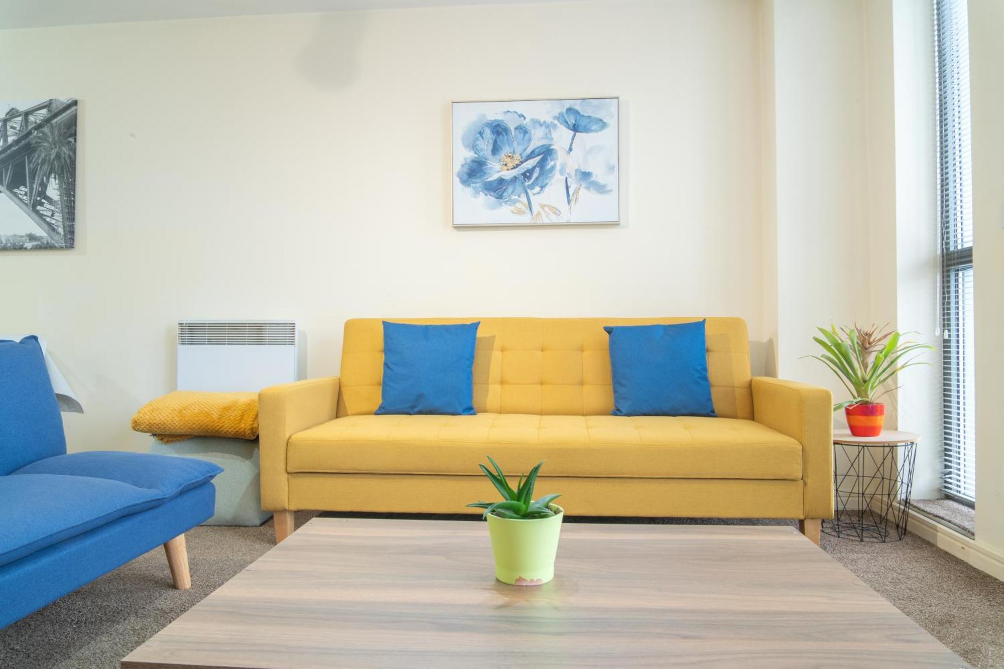 Stay In Our Stylish Flat! & Secure Building & Sleeps Up To 4 Birmingham Eksteriør bilde